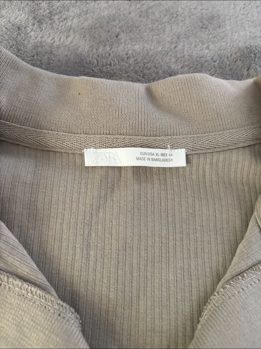 Zara Polo Ribbed Knit Short Sleeve V-Neck Casual Modern Shirt Size XL
